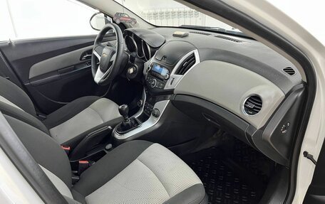 Chevrolet Cruze II, 2013 год, 897 000 рублей, 18 фотография