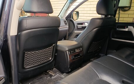 Toyota Land Cruiser 200, 2020 год, 7 500 000 рублей, 7 фотография