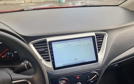 Hyundai Solaris II рестайлинг, 2020 год, 1 700 000 рублей, 8 фотография