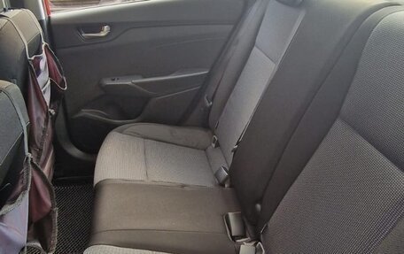 Hyundai Solaris II рестайлинг, 2020 год, 1 700 000 рублей, 9 фотография