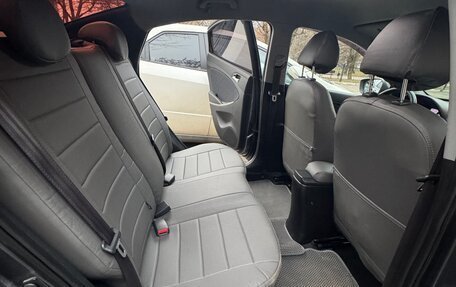 Hyundai Solaris II рестайлинг, 2013 год, 900 000 рублей, 16 фотография