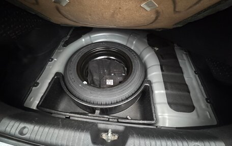 Hyundai Solaris II рестайлинг, 2013 год, 900 000 рублей, 19 фотография