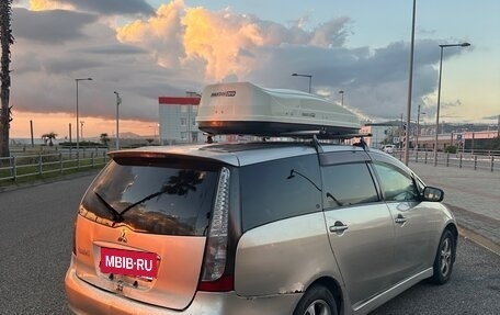 Mitsubishi Grandis, 2003 год, 660 000 рублей, 3 фотография