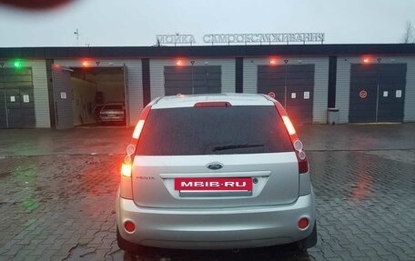 Ford Fiesta, 2006 год, 295 000 рублей, 2 фотография