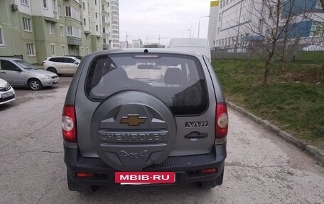 Chevrolet Niva I рестайлинг, 2013 год, 499 000 рублей, 10 фотография