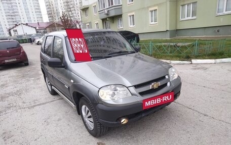 Chevrolet Niva I рестайлинг, 2013 год, 499 000 рублей, 6 фотография