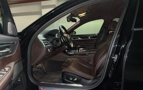 BMW 7 серия, 2017 год, 5 400 000 рублей, 13 фотография