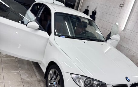 BMW 1 серия, 2007 год, 800 000 рублей, 2 фотография
