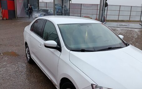 Skoda Rapid I, 2017 год, 750 000 рублей, 2 фотография