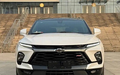 Chevrolet TrailBlazer, 2022 год, 1 700 855 рублей, 2 фотография