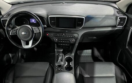 KIA Sportage IV рестайлинг, 2018 год, 2 197 000 рублей, 9 фотография