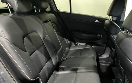 KIA Sportage IV рестайлинг, 2018 год, 2 197 000 рублей, 10 фотография