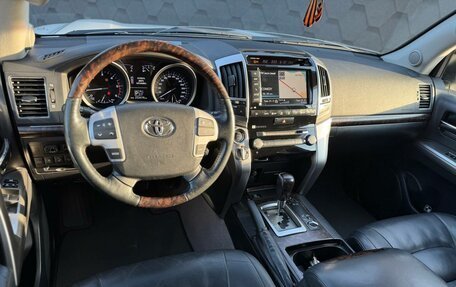 Toyota Land Cruiser 200, 2015 год, 5 200 000 рублей, 9 фотография