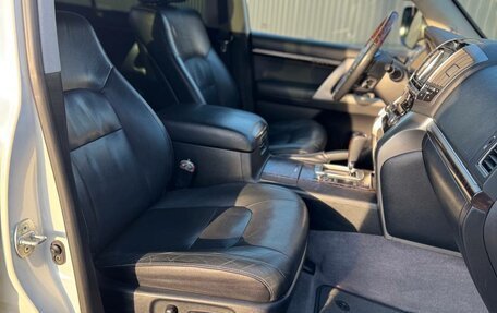 Toyota Land Cruiser 200, 2015 год, 5 200 000 рублей, 11 фотография