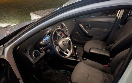 Renault Logan II, 2020 год, 750 000 рублей, 8 фотография