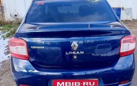 Renault Logan II, 2016 год, 700 000 рублей, 4 фотография