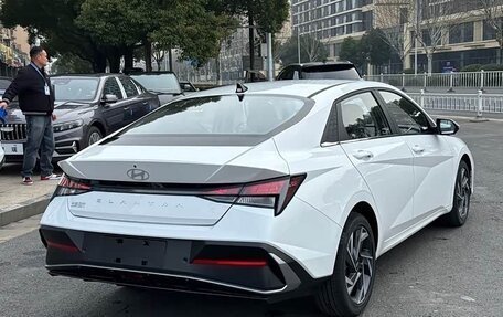 Hyundai Elantra, 2025 год, 1 890 000 рублей, 3 фотография