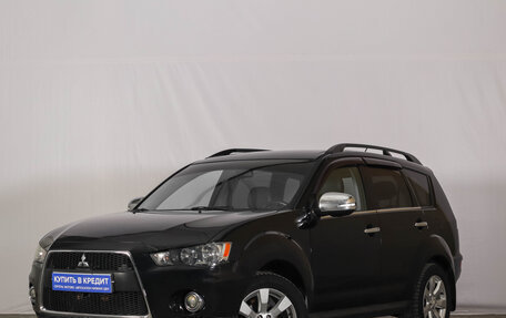 Mitsubishi Outlander III рестайлинг 3, 2012 год, 1 299 000 рублей, 4 фотография