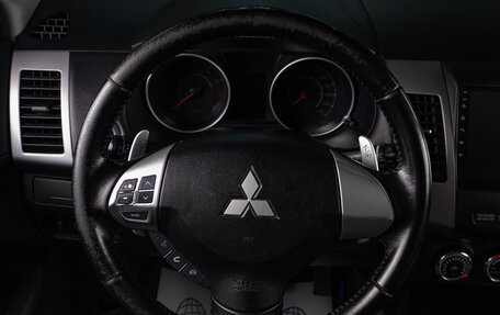 Mitsubishi Outlander III рестайлинг 3, 2012 год, 1 299 000 рублей, 15 фотография