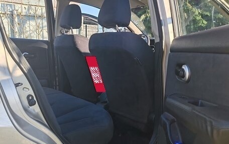 Nissan Tiida, 2010 год, 680 000 рублей, 3 фотография