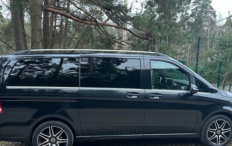 Mercedes-Benz V-Класс, 2022 год, 8 990 000 рублей, 7 фотография