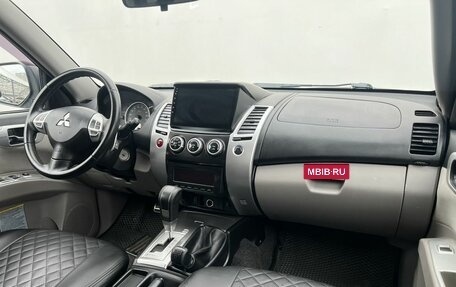 Mitsubishi Pajero Sport II рестайлинг, 2013 год, 1 780 000 рублей, 14 фотография