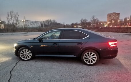 Skoda Superb III рестайлинг, 2020 год, 2 950 000 рублей, 1 фотография