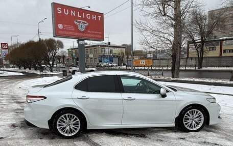 Toyota Camry, 2019 год, 3 400 000 рублей, 6 фотография