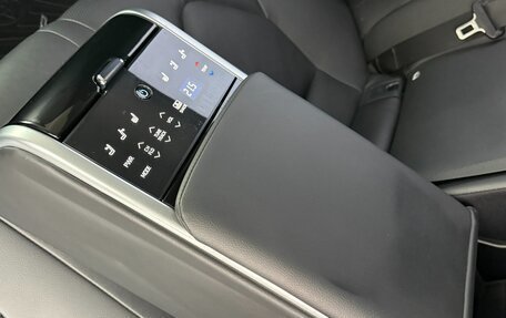 Toyota Camry, 2019 год, 3 400 000 рублей, 12 фотография