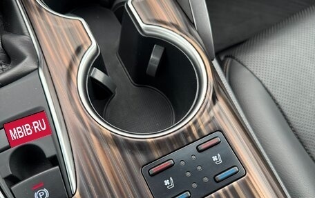 Toyota Camry, 2019 год, 3 400 000 рублей, 16 фотография