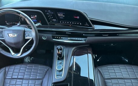 Cadillac Escalade V, 2024 год, 276 365 рублей, 11 фотография