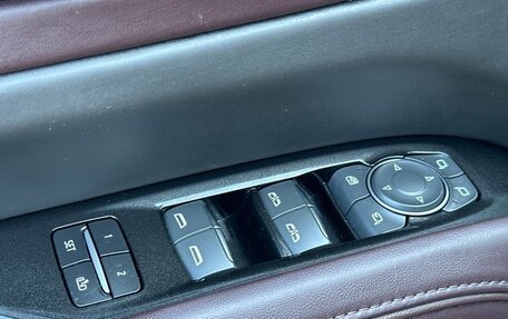 Cadillac Escalade V, 2024 год, 276 365 рублей, 16 фотография