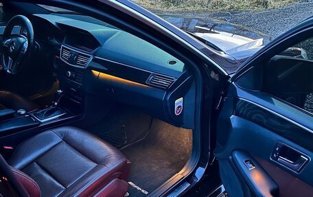 Mercedes-Benz E-Класс, 2011 год, 1 300 000 рублей, 23 фотография