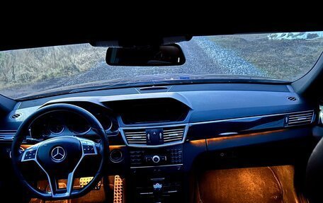 Mercedes-Benz E-Класс, 2011 год, 1 300 000 рублей, 21 фотография