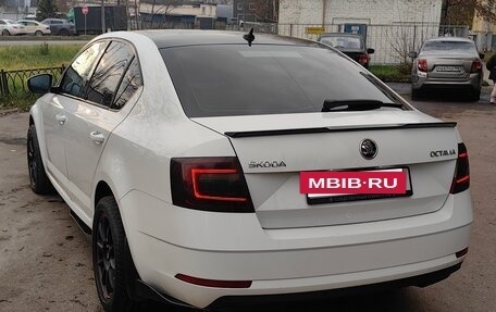 Skoda Octavia, 2017 год, 1 950 000 рублей, 9 фотография