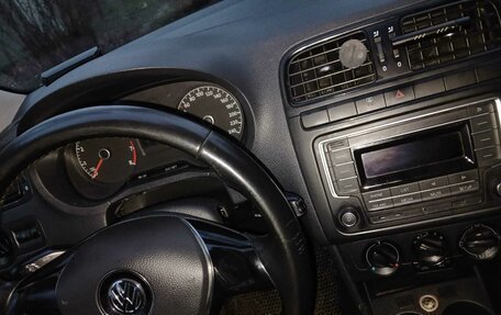 Volkswagen Polo VI (EU Market), 2015 год, 500 000 рублей, 6 фотография