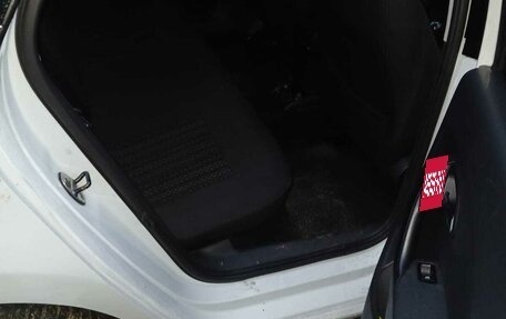 Volkswagen Polo VI (EU Market), 2015 год, 500 000 рублей, 4 фотография