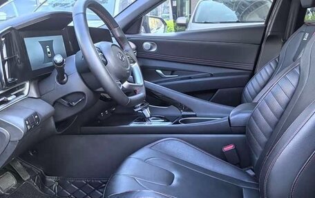 Hyundai Elantra, 2022 год, 1 033 000 рублей, 10 фотография