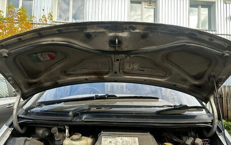 Toyota Estima III рестайлинг -2, 1993 год, 350 000 рублей, 15 фотография