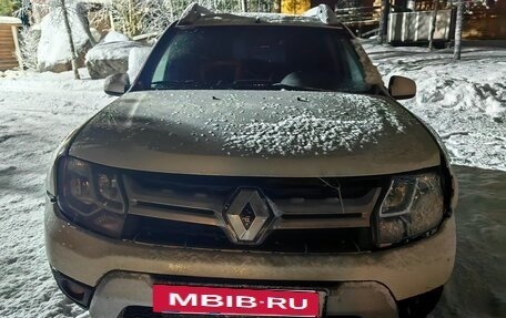 Renault Duster I рестайлинг, 2016 год, 850 000 рублей, 3 фотография