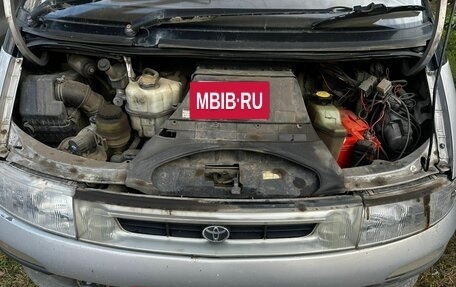 Toyota Estima III рестайлинг -2, 1993 год, 350 000 рублей, 21 фотография