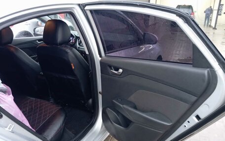 Hyundai Solaris II рестайлинг, 2018 год, 1 050 000 рублей, 7 фотография