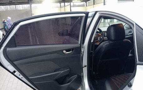 Hyundai Solaris II рестайлинг, 2018 год, 1 050 000 рублей, 14 фотография