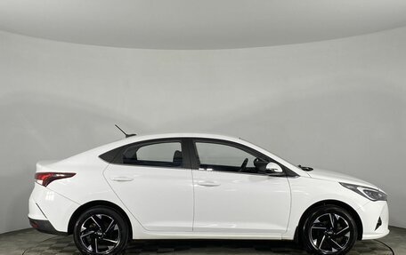 Hyundai Solaris II рестайлинг, 2021 год, 1 699 000 рублей, 11 фотография