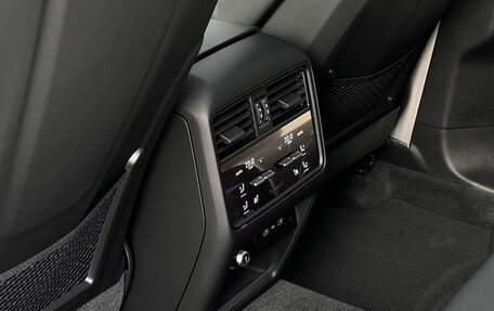 Porsche Cayenne III, 2025 год, 18 990 000 рублей, 15 фотография