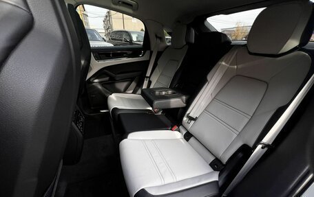 Porsche Cayenne III, 2025 год, 18 990 000 рублей, 16 фотография