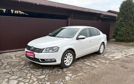 Volkswagen Passat B7, 2013 год, 1 100 000 рублей, 1 фотография
