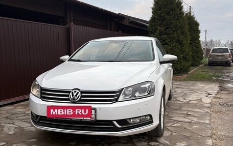 Volkswagen Passat B7, 2013 год, 1 100 000 рублей, 2 фотография
