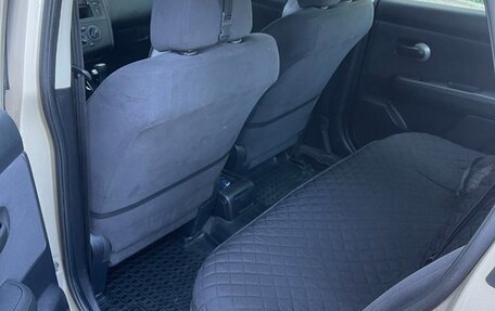 Nissan Tiida, 2010 год, 750 000 рублей, 6 фотография