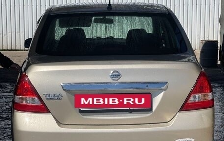 Nissan Tiida, 2010 год, 750 000 рублей, 2 фотография